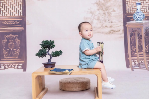 保亭孕妇几个月胸部变大